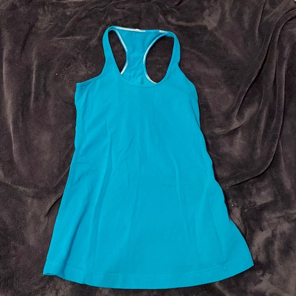 Lululemon tank - Picture 1 of 2